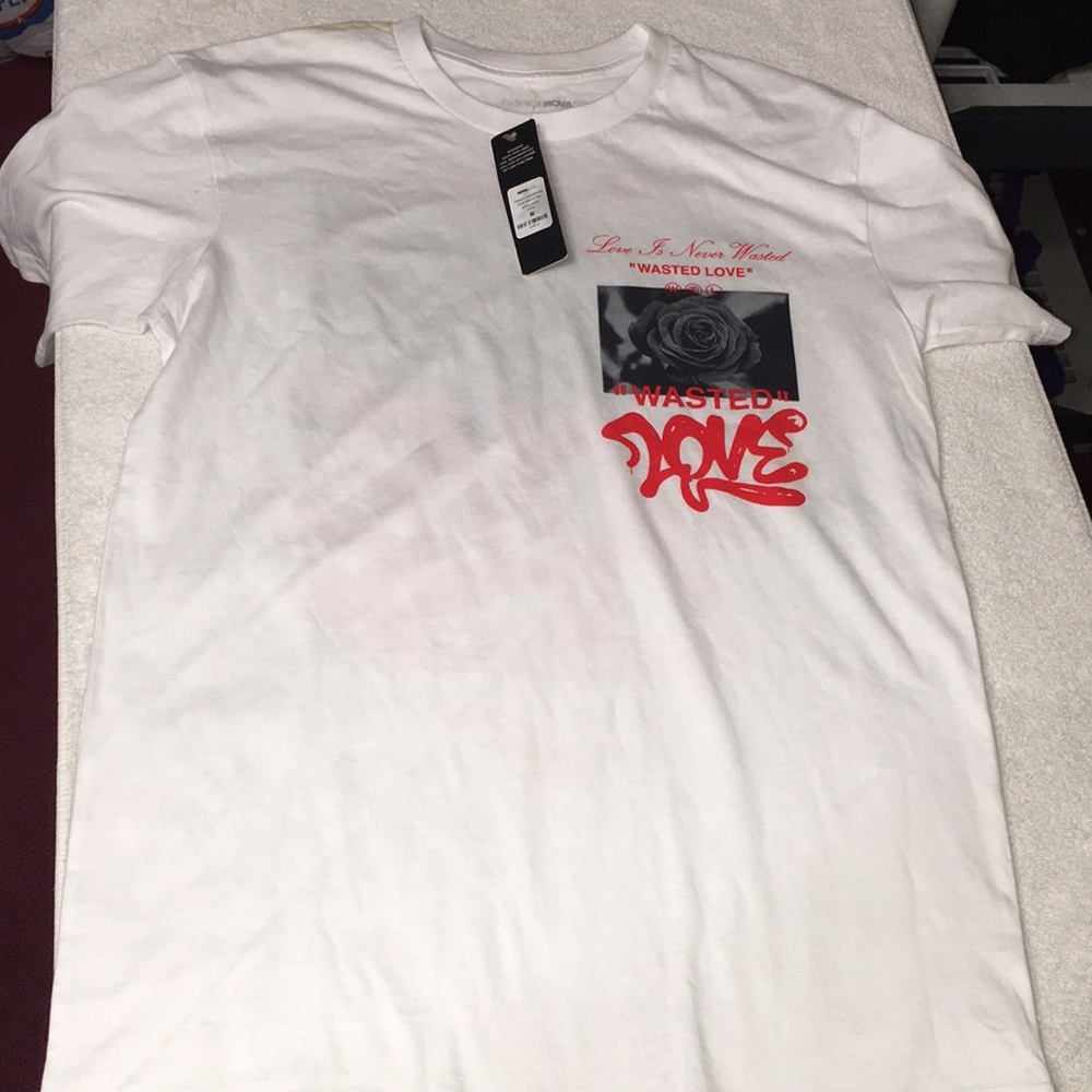 Wasted Love White Graphic T-Shirt